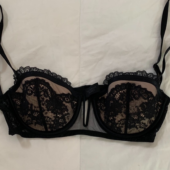 Victoria Secret Set - Picture 7 of 9